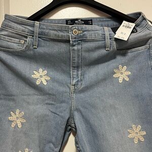 Flaired Hollister Light Blue Women's Jeans with Floral Design
